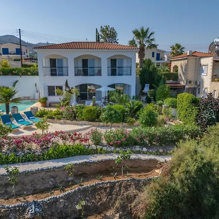 Nikita Holiday home